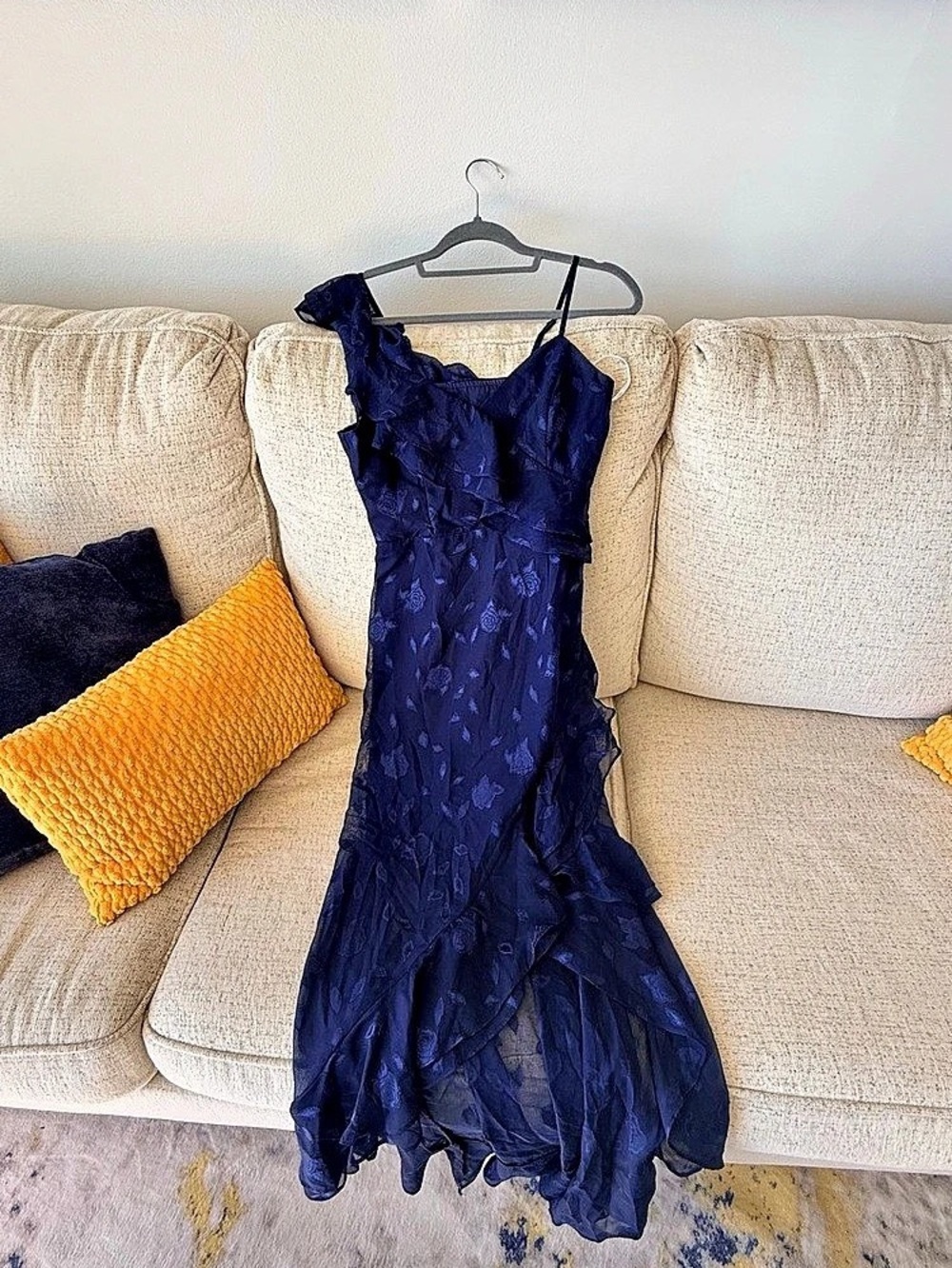 Lulu’s Floral Sheer Maxi Dress in Blue Size Small